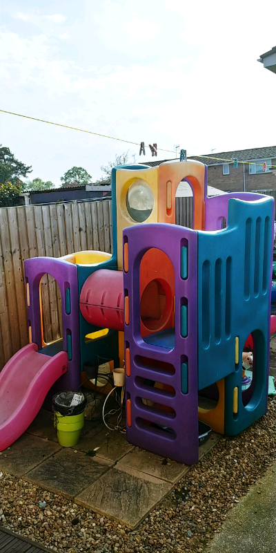 little tikes tropical climbing frame